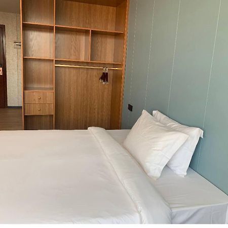 Joy Hotel พนมเปญ ภายนอก รูปภาพ