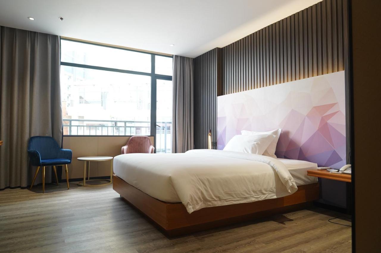 Joy Hotel พนมเปญ ภายนอก รูปภาพ