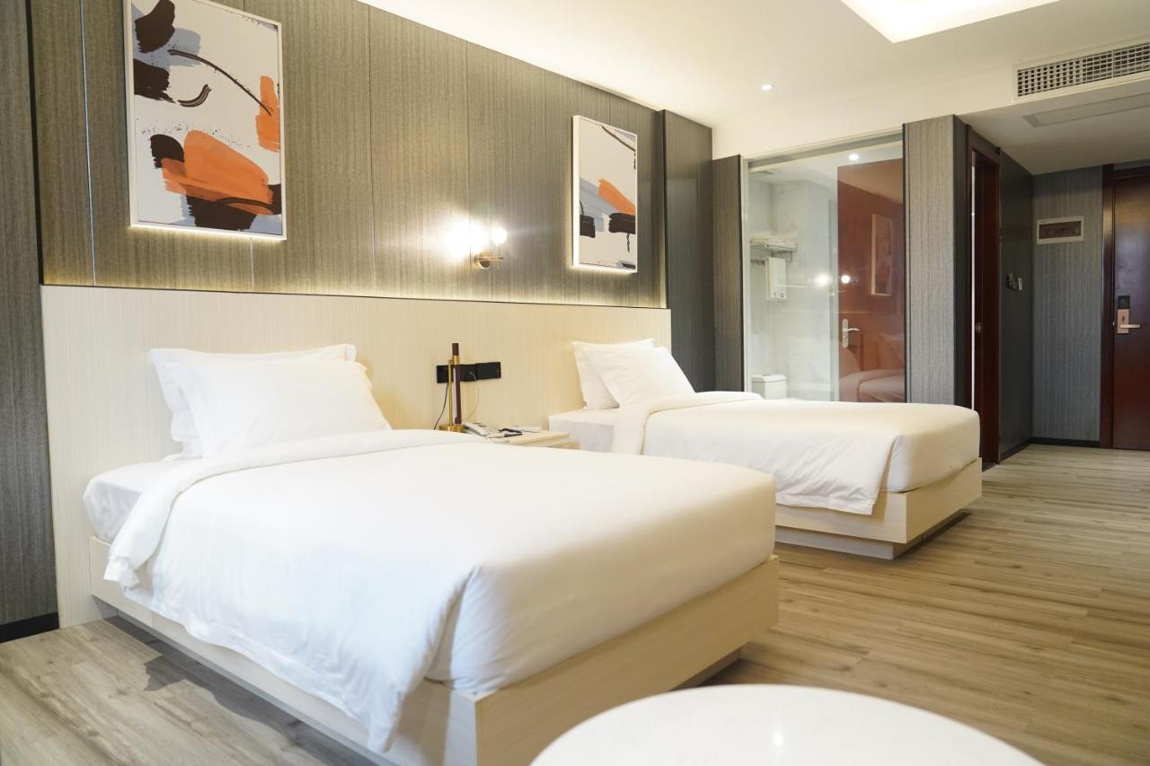 Joy Hotel พนมเปญ ภายนอก รูปภาพ
