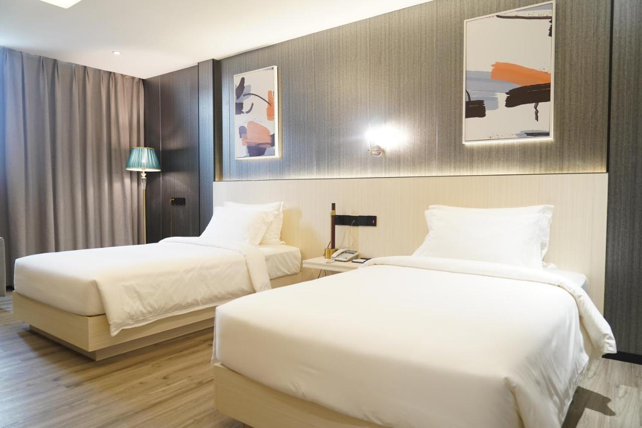 Joy Hotel พนมเปญ ภายนอก รูปภาพ