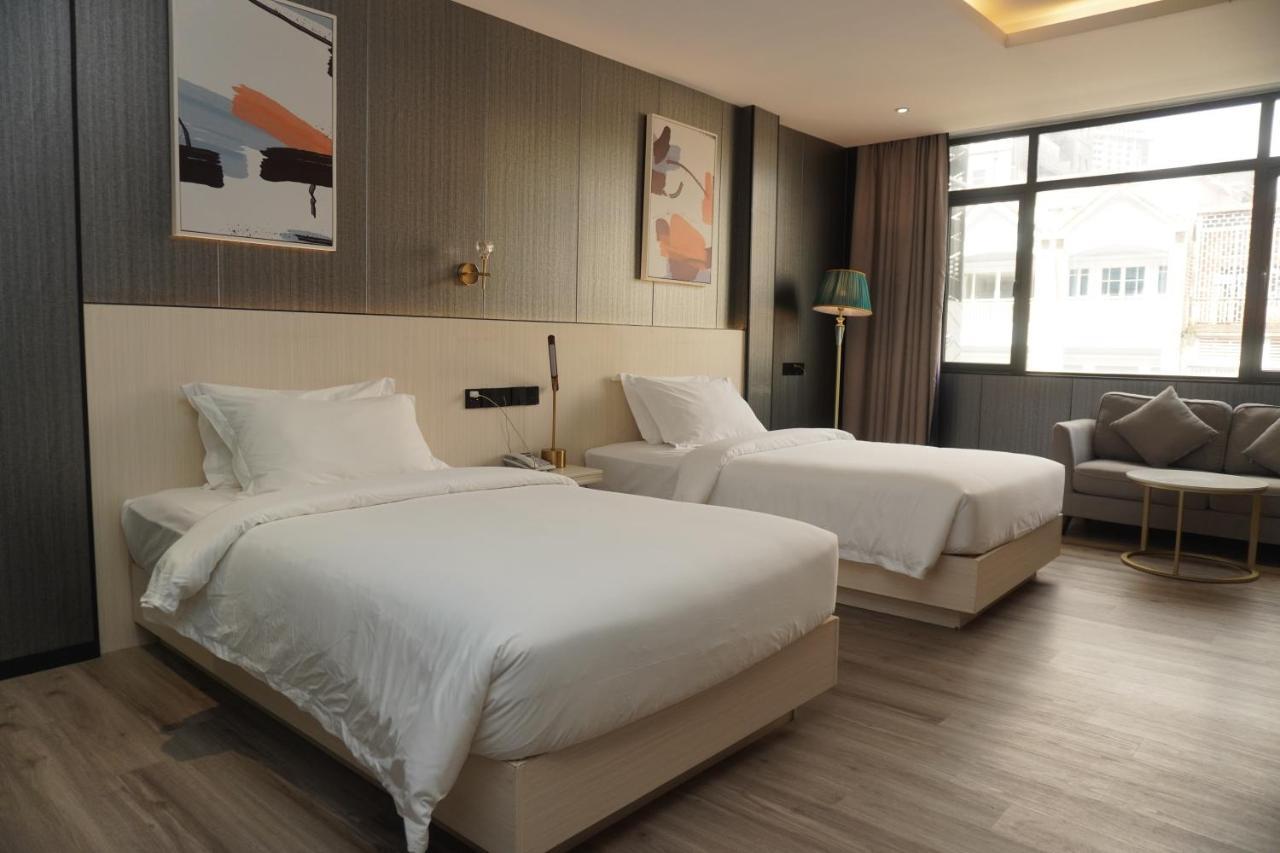 Joy Hotel พนมเปญ ภายนอก รูปภาพ